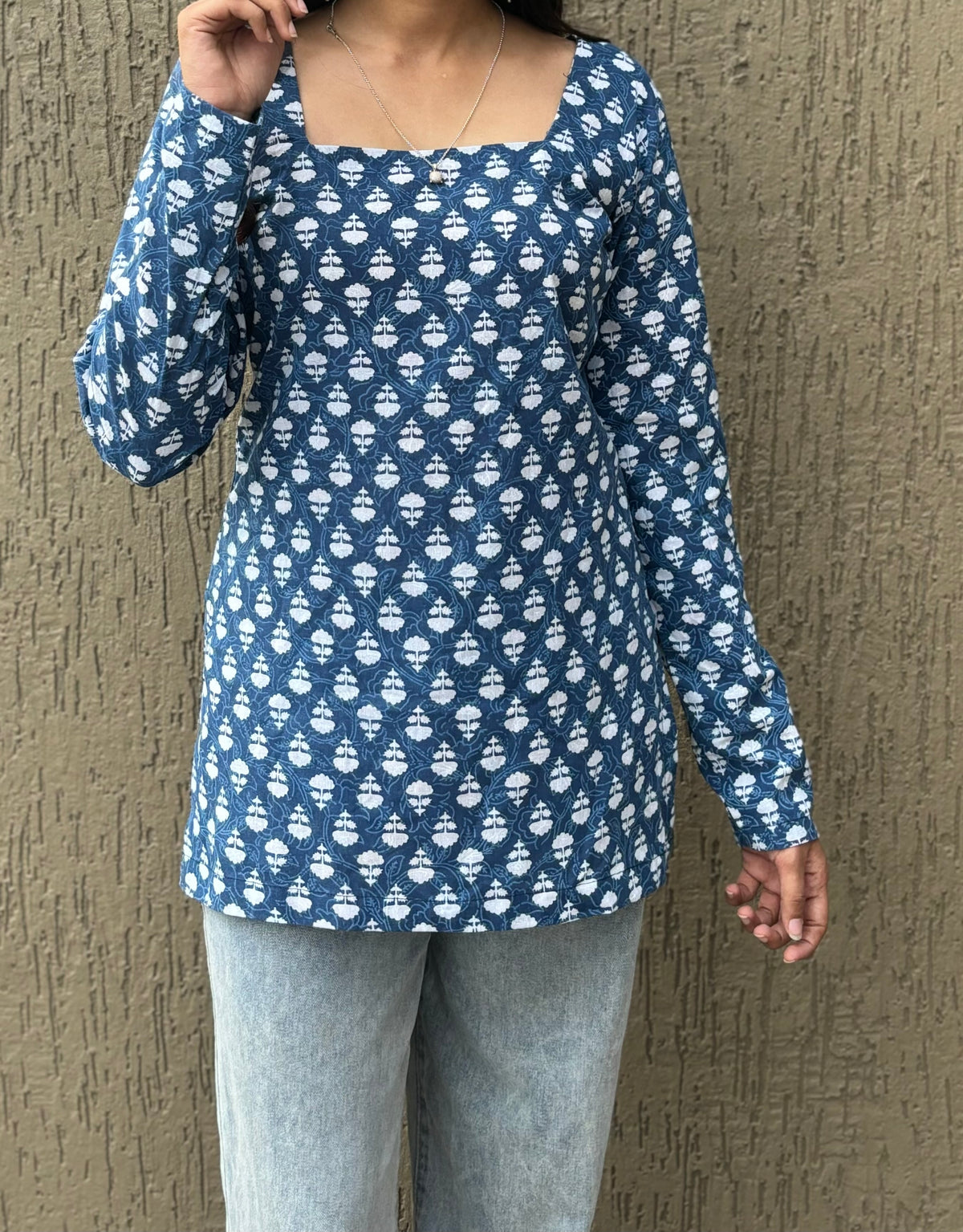 Neel Tara Short Kurti